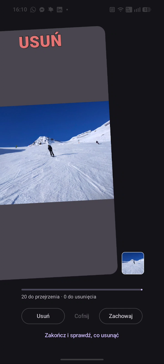 The review screen: one photo fills the frame under a red DELETE overlay (Polish: USUŃ) after a left swipe, with a counter reading 20 left to review, 0 marked for deletion, and Delete, Undo and Keep buttons underneath.